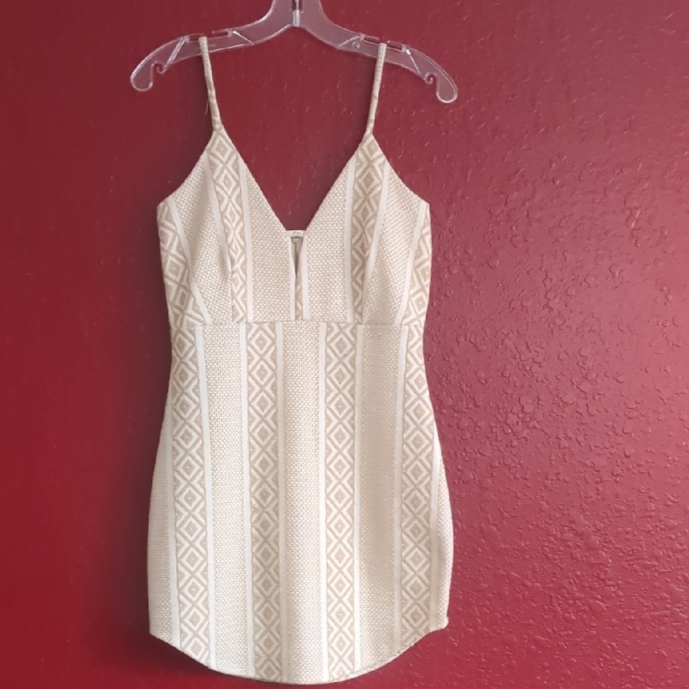 WINDSOR Ivory/Gold Women Sleeveless Bodycon/V-neck /Spaghetti Straps Mini Dress